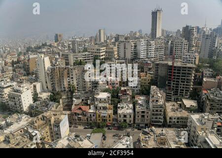 Beyrouth, Liban. 03ème septembre 2020. Une vue générale des maisons et des bâtiments dévastés près du port de Beyrouth, le lieu de l'explosion massive qui a secoué Beyrouth le 04 août 2020. Credit: Marwan Naamani/dpa/Alamy Live News Banque D'Images