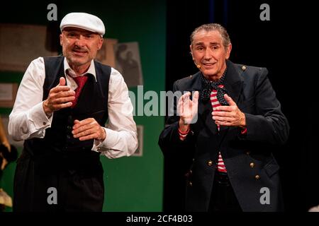 Micha Winkler und Thomas Schuch, Gartengegflüster - Text miez Musik im Dresdner FriedrichstaTT Palast, 02.09.2020 Banque D'Images