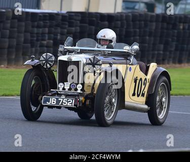 Andy King, MG PB Cream Cracker, MG vs Austin 7 Challenge Race, VSCC Formula Vintage, Mallory Park, Leicestershire, Angleterre, 23 août 2020. Banque D'Images