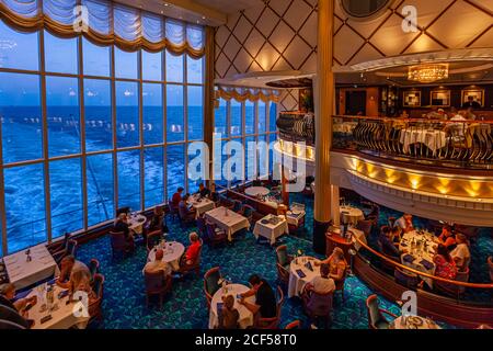 Restaurant à Color Line Ferry Boat dans la mer Baltique À Oslo Banque D'Images