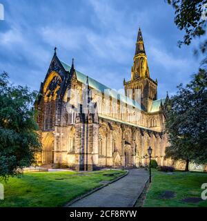 La cathédrale de Glasgow dans la nuit Banque D'Images