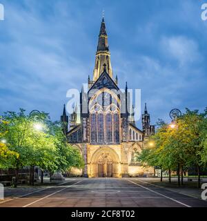 La cathédrale de Glasgow dans la nuit Banque D'Images