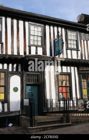 La maison antique, Thetford, Norfolk, a été construite c1490 et donnée à la ville en 1921 par le prince Frederick Duleep Singh pour être utilisé comme musée. Banque D'Images