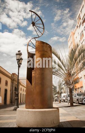 Santa Cruz de Tenerife, Tenerife / Espagne - Circa juillet 2020: Monument en bronze dans le centre-ville Banque D'Images