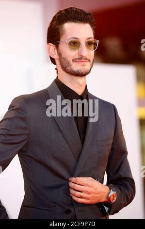 Venise, Italie. 03ème septembre 2020. Pierre Niney participant à la première 'Amants/Loverss' au 77e Festival International du film de Venise le 3 septembre 2020 à Venise, Italie crédit: Geisler-Fotopress GmbH/Alay Live News Banque D'Images