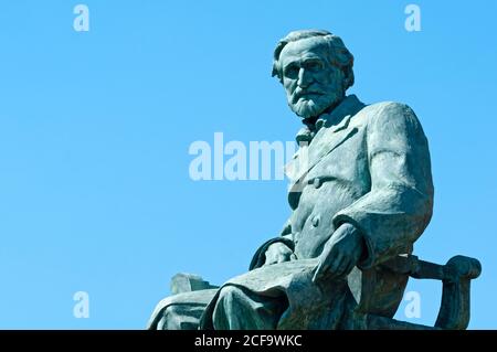 Italie, Lombardie, Busseto, Giuseppe Verdi Monument par Luigi Secchi date 1913 Banque D'Images