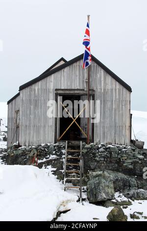 Hutte des explorateurs sur l'île de Detaille, en Antarctique Banque D'Images