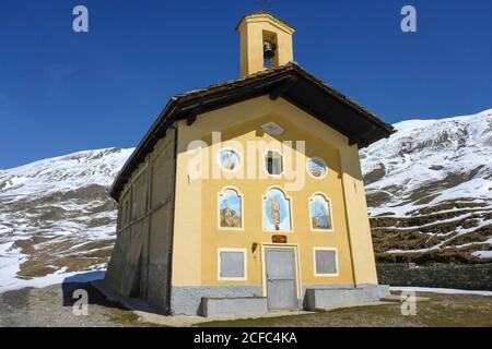 Italie Piémont province de Cuneo Alpes cottaises Valle Maira Dora-Maira visite du massif en ski Banque D'Images