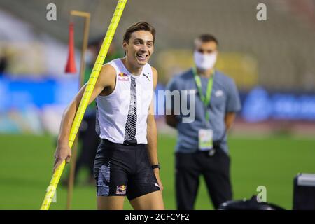 Bruxelles, Belgique. 4 septembre 2020. L'Armand Dupantis suédois réagit pendant le Pole Vault Men à l'événement d'athlétisme Diamond League Memorial Van Damme au stade du Roi Baudouin à Bruxelles, Belgique, le 4 septembre 2020. Credit: Zheng Huansong/Xinhua/Alay Live News Banque D'Images