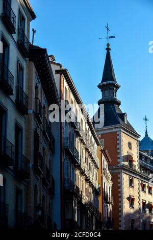 Bâtiments dans le centre-ville, Madrid, Espagne. Banque D'Images