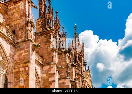 Freiburg Minster, détail, Munsterplatz, Freiburg, Freiburg im Breisgau, Allemagne, Europe Banque D'Images