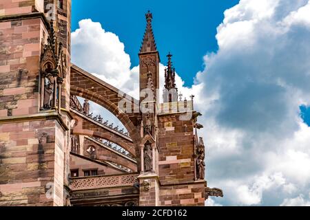 Freiburg Minster, détail, Munsterplatz, Freiburg, Freiburg im Breisgau, Allemagne, Europe Banque D'Images