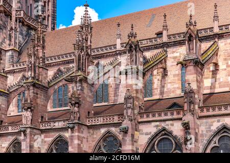 Freiburg Minster, détail, Munsterplatz, Freiburg, Freiburg im Breisgau, Allemagne, Europe Banque D'Images