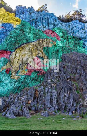 'mural de la Préhistoria' - peintures murales dans la vallée des Vinales (Valle de Vinales), province de Pinar del Rio, Cuba Banque D'Images