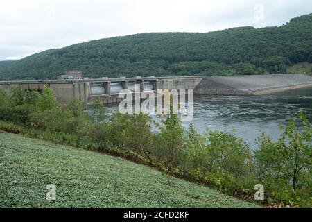 Centrale électrique du barrage de Kinzua, comté de Warren, forêt nationale d'Allegheny, Pennsylvanie, États-Unis Banque D'Images