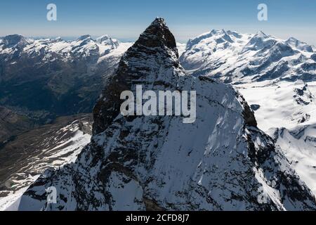 Italie, Piémont, Suisse, Canton Valais, Zermatt, Matterhorn de l'ouest avec Liongrat et Zmuttgrat, en arrière-plan Alphubel, Allalinhorn, Banque D'Images