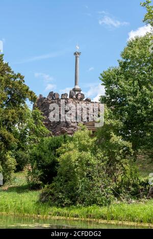 Allemagne, Saxe-Anhalt, Wörlitz, ancien pilier de Pompéi, monument dans le Royaume du jardin de Wörlitz, patrimoine mondial de l'UNESCO. Banque D'Images