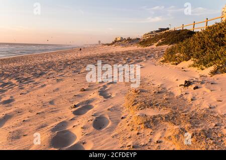 Bloubergstrand (plage de Blouberg) au Cap dans la lumière du soir, le Cap, Afrique du Sud Banque D'Images