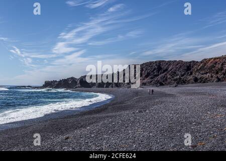 La plage de sable noir du parc national de Snaefellsnes, en Islande. Banque D'Images