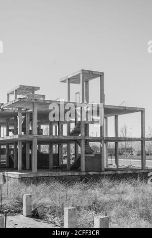 Chantier de construction avec cadre de construction en béton Banque D'Images