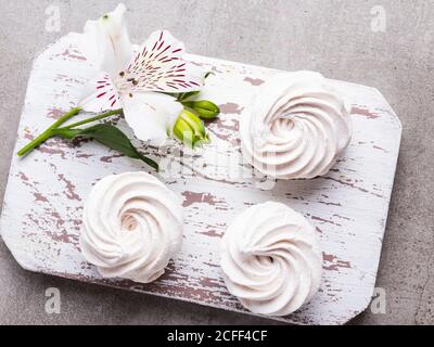 Guimauves blanches faites maison. Bonbons sains faits maison. Gros plan Banque D'Images