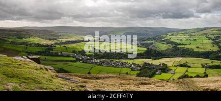 Autour du Royaume-Uni - « Happy Valley » Images capturées lors d'une promenade jusqu'au Studley Pike Monument, sur la lande au-dessus de Todmorden & Hebden Bridge dans le West Yorkshire, Banque D'Images