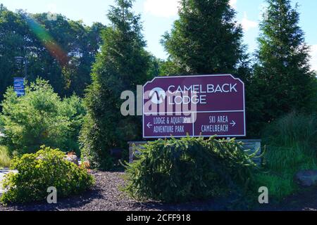 TANNERSVILLE, PA -30 AOÛT 2020 - vue sur la station de ski de Camelback Mountain, une grande station de ski dans les montagnes Poconos en Pennsylvanie, États-Unis. Banque D'Images