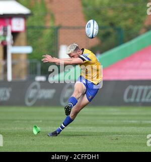 Twickenham, Royaume-Uni. Le 05septembre 2020. Rhys Priestland of Bath Rugby a fait une pénalité pour obtenir le score 13-23 lors du match de rugby Gallagher Premiership entre Harlequins et Bath Rugby à Twickenham Stoop, Twickenham, Angleterre, le 5 septembre 2020. Photo de Ken Sparks. Utilisation éditoriale uniquement, licence requise pour une utilisation commerciale. Aucune utilisation dans les Paris, les jeux ou les publications d'un seul club/ligue/joueur. Crédit : UK Sports pics Ltd/Alay Live News Banque D'Images