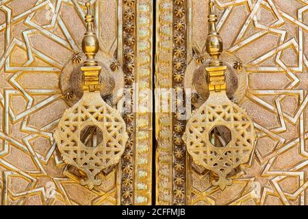 Les portes principales du Palais Royal, Fès, Maroc Banque D'Images