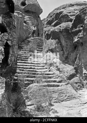 Histoire du Moyen-Orient - Pétra. Théâtre et zone d'el-Khubta. STEP Couloir monter les hauteurs d'el-Khubta. Ancienne ascension du nord Banque D'Images