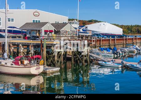 Les bateaux de pêche et d'autres bateaux dans le sud de la ville de Freeport, au sud du port de Freeport, Maine. Banque D'Images