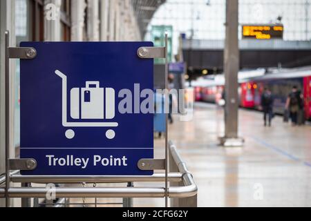 Sélectionnez Focus, signe du point de tramway à la gare de Paddington Banque D'Images