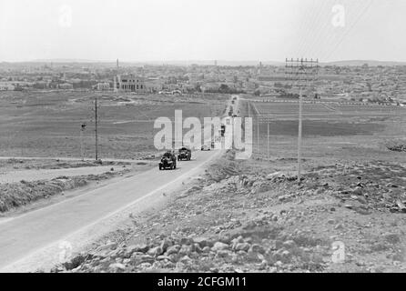 Histoire du Moyen-Orient - troubles de la Palestine 1936. Le convoi quotidien 10:30 de Jérusalem-Afuleh part pour le Nord Banque D'Images