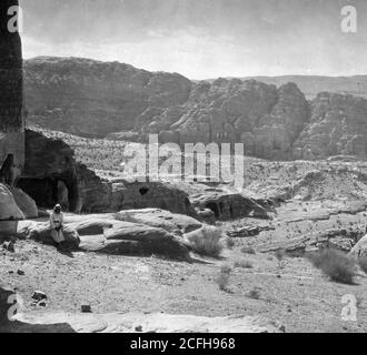 Légende originale: Petra - lieu: Petra Jordan ca. 1898-1946 Banque D'Images