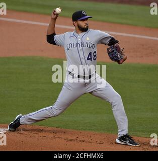 Los Angeles, Californie, États-Unis. 06e septembre 2020. Los Angeles, États-Unis. 5 septembre 2020. Colorado Rockies commençant pichet germe‡n M‡rquez se termine pour livrer contre lui Los Angeles Dodgers au Dodger Stadium à Los Angeles le samedi 5 septembre 2020. Les Rocheuses ont vaincu les Dodgers 5-2. Photo de Jim Ruymen/UPI crédit: UPI/Alay Live News crédit: UPI/Alay Live News Banque D'Images