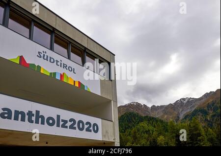 Visite de l'arène de biathlon d'Anterselva. Alpes dolomites, Italie Banque D'Images