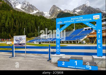 Visite de l'arène de biathlon d'Anterselva. Alpes dolomites, Italie Banque D'Images