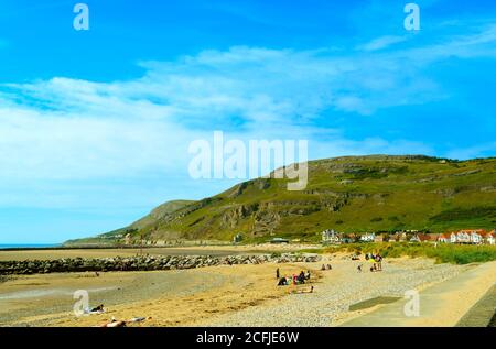 Llandudno South Beach avec vue sur Great Orme Dans le nord du pays de Galles Banque D'Images