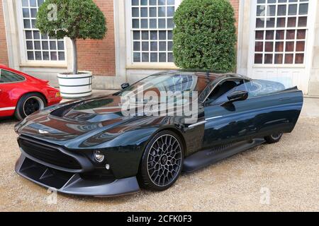 Aston Martin Victor (2020), future Classics, Concours of Elegance 2020, Hampton court Palace, Londres, Royaume-Uni, Europe Banque D'Images