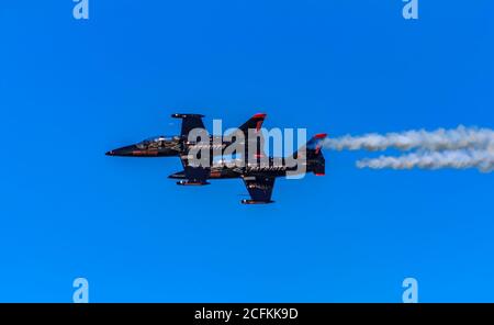 San Francisco, États-Unis - 12 octobre 2014 : Patriots Jet Team équipe acrobatique Aero L-39 Albatros avions volant en formation à l'Airshow de la semaine de la flotte Banque D'Images