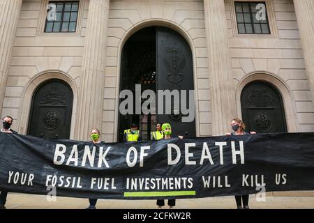 Londres, Royaume-Uni. 04 septembre 2020. Les militants de la rébellion de l'extinction protestent, marche de la honte à la City de Londres. Crédit: Waldemar Sikora Banque D'Images