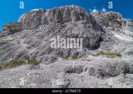 Mound Terrace dans la région de Mammoth Hot Springs, parc national de Yellowstone Banque D'Images