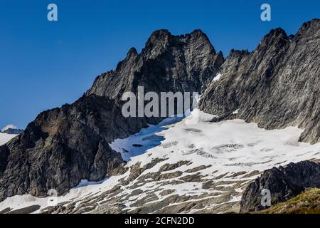 Mount Torrent vue depuis Sahale Arm Trail, dans le parc national de North Cascades, État de Washington, États-Unis Banque D'Images