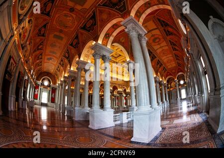 WASHINGTON, DC USA- 28 avril 2018: L'intérieur de l'édifice Thomas Jefferson la Bibliothèque du Congrès Banque D'Images