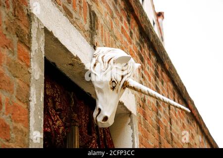 UNICORN, rendez-vous dans le bâtiment de Venise (Italie). Détails architecturaux. Banque D'Images