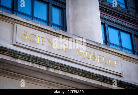 Londres, Angleterre - le 27 juillet 2020 : le musée des sciences de South Kensington a été ouvert pour la première fois en 1857 Banque D'Images