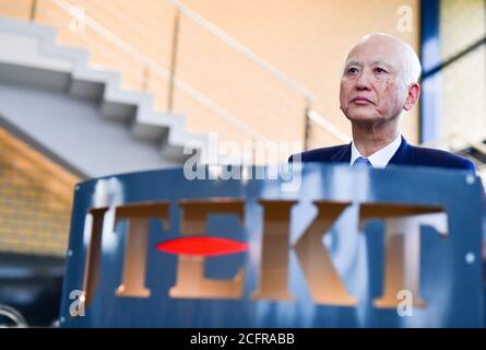 Irigny (centre-est de la France): Tetsuo Agata, président et directeur délégué de JTEKT Corp. À Lyon Banque D'Images