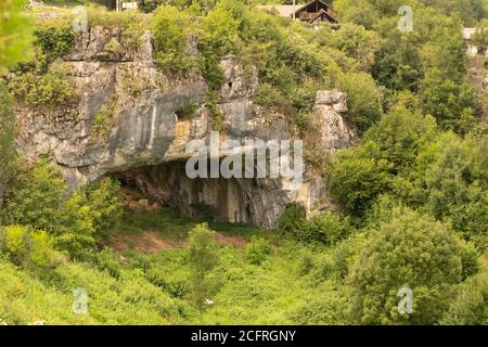 Photos étonnantes: Eglise de Nicodim, Grottes, le pont de Dieu Banque D'Images