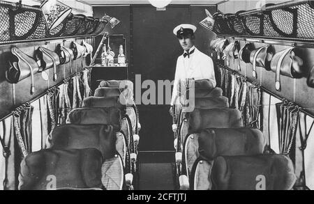 IMPERIAL AIRWAYS Silver Service de Luxe cabine dans un Armstrong Whitworth Argosy vers 1930 Banque D'Images