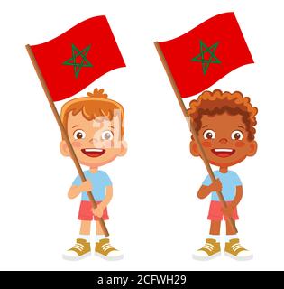 Drapeau marocain en main. Drapeau de retenue des enfants. Drapeau national du Maroc Banque D'Images